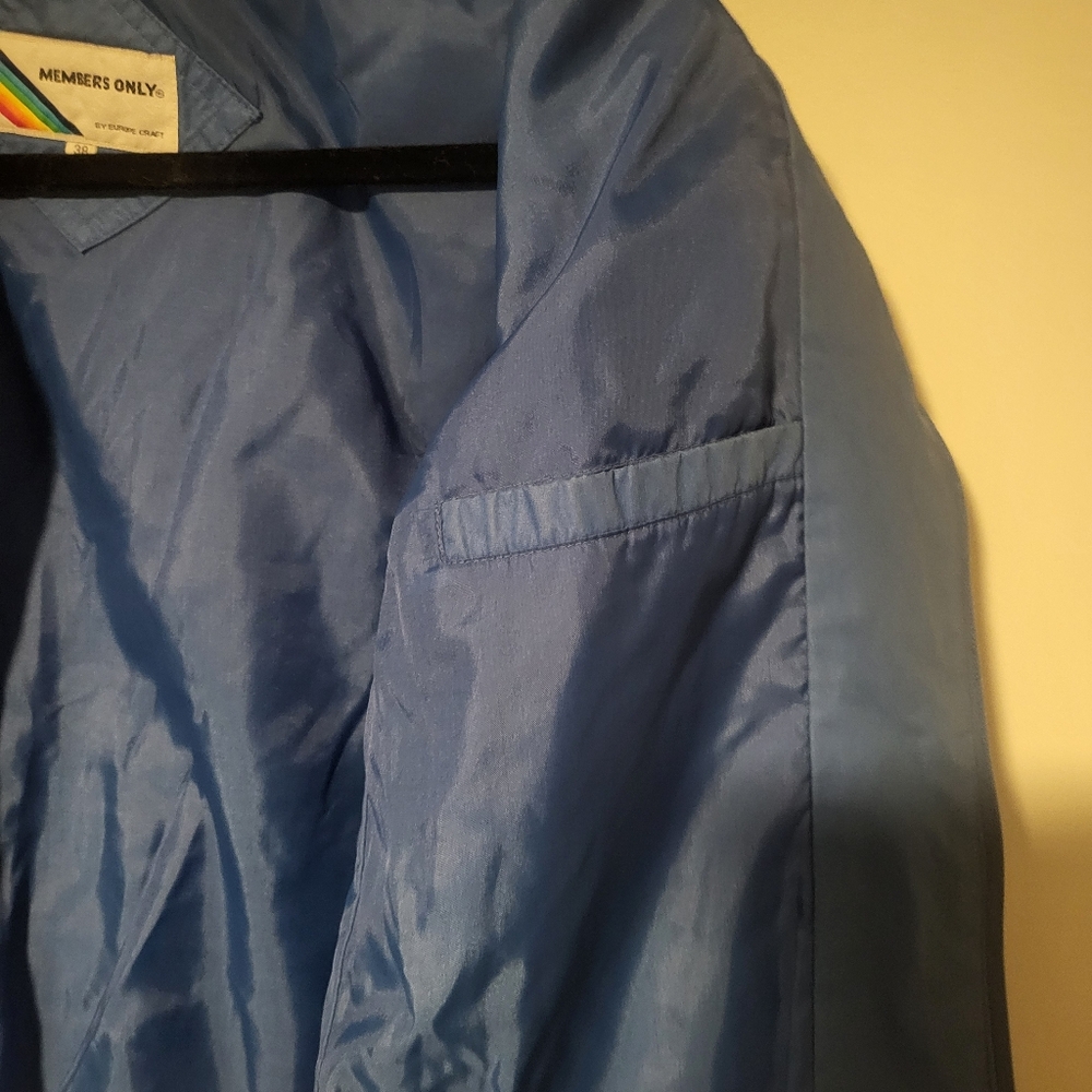Vintage Members Only Blue Windbreaker Jacket. - Picture 9 of 10